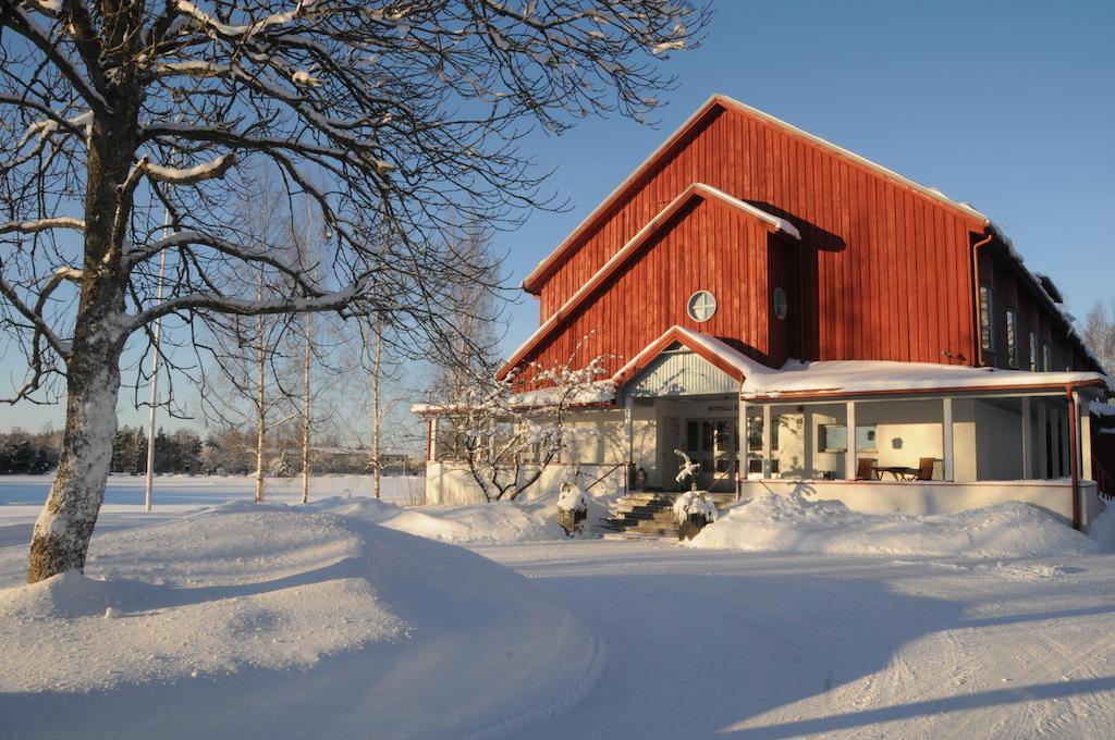 Hotel Krapi Tusby Exteriör bild
